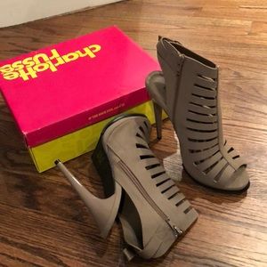 Charlotte Russe - taupe/tan heels